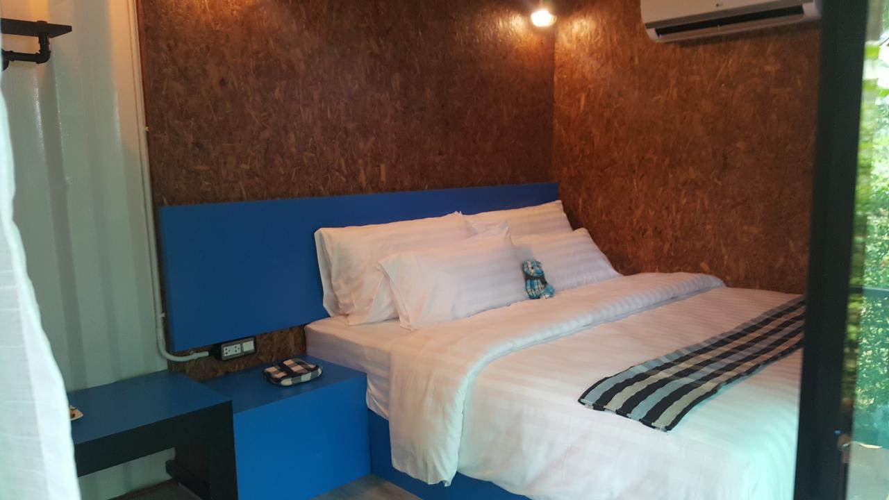 Hug Rimtharn Hotel Ban Khao Klom ภายนอก รูปภาพ