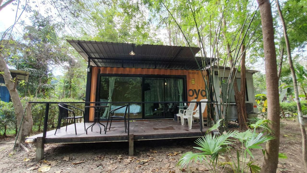 Hug Rimtharn Hotel Ban Khao Klom ภายนอก รูปภาพ
