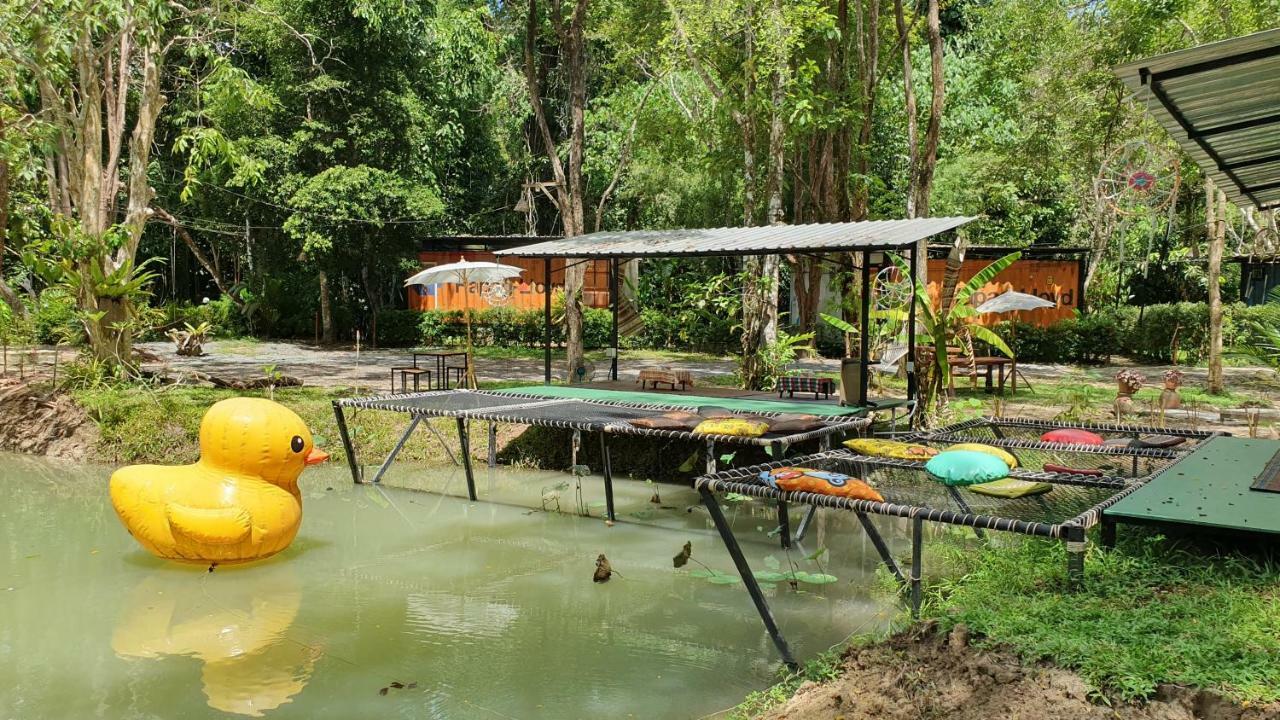 Hug Rimtharn Hotel Ban Khao Klom ภายนอก รูปภาพ